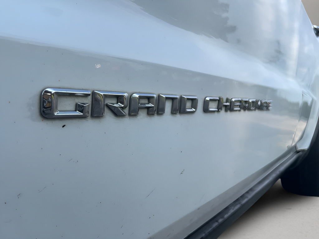 Used 2014 Jeep Grand Cherokee Limited w/ Trailer Tow Group IV AWD/4WD image 30