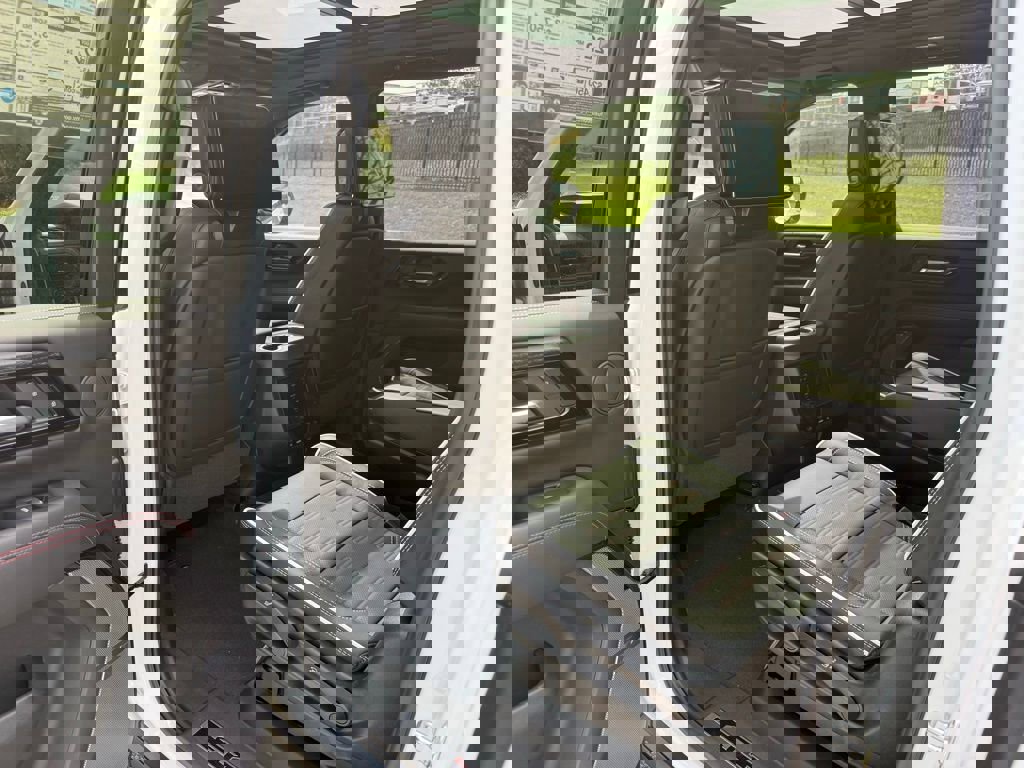 New 2026 GMC Yukon XL AT4 Ultimate w/ LPO, Floor Liner Package image 23