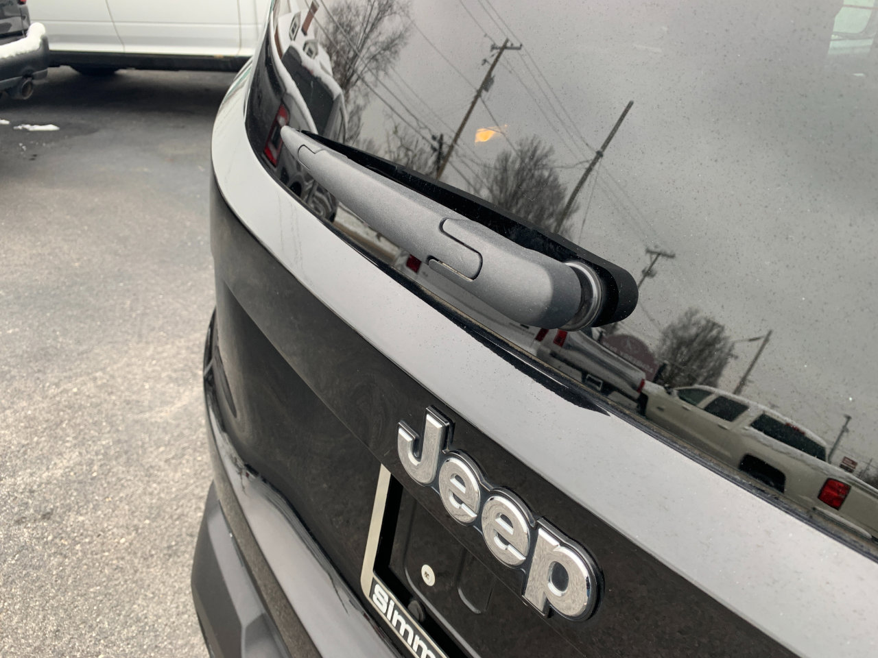 Used 2017 Jeep Renegade Limited image 46