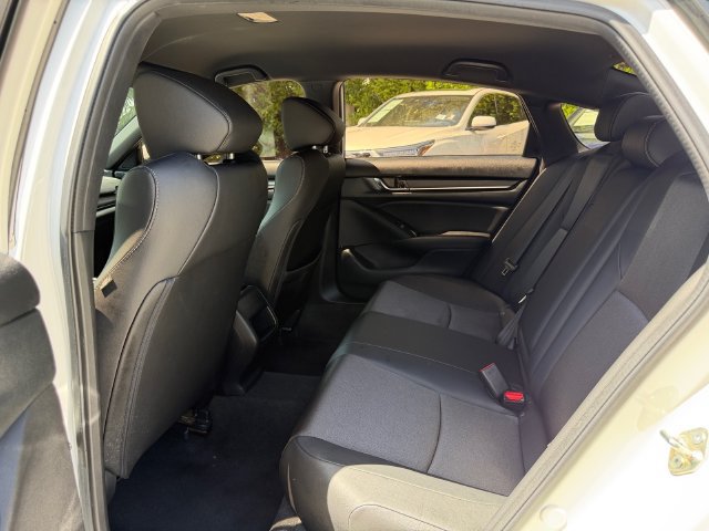 Used 2020 Honda Accord Sport image 14