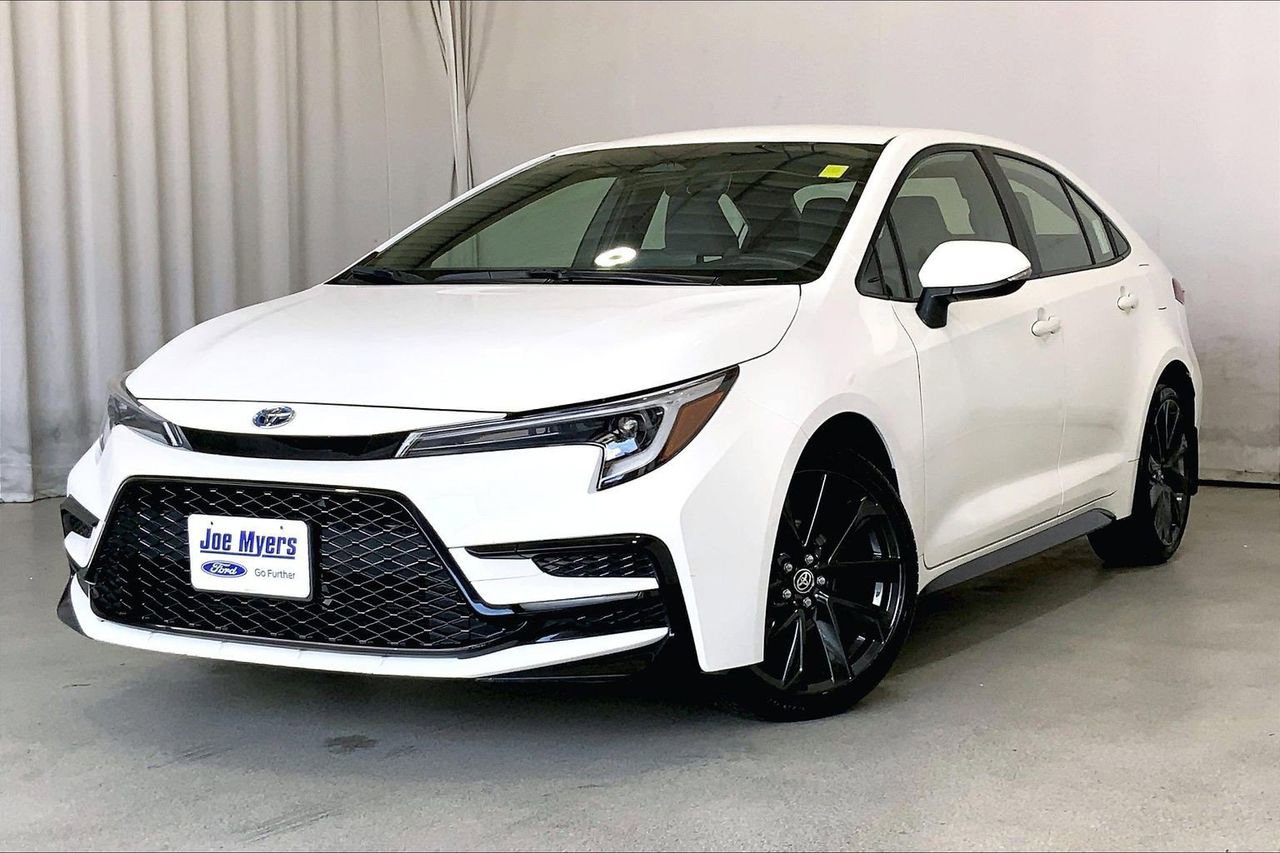 Used 2024 Toyota Corolla SE FWD image 12