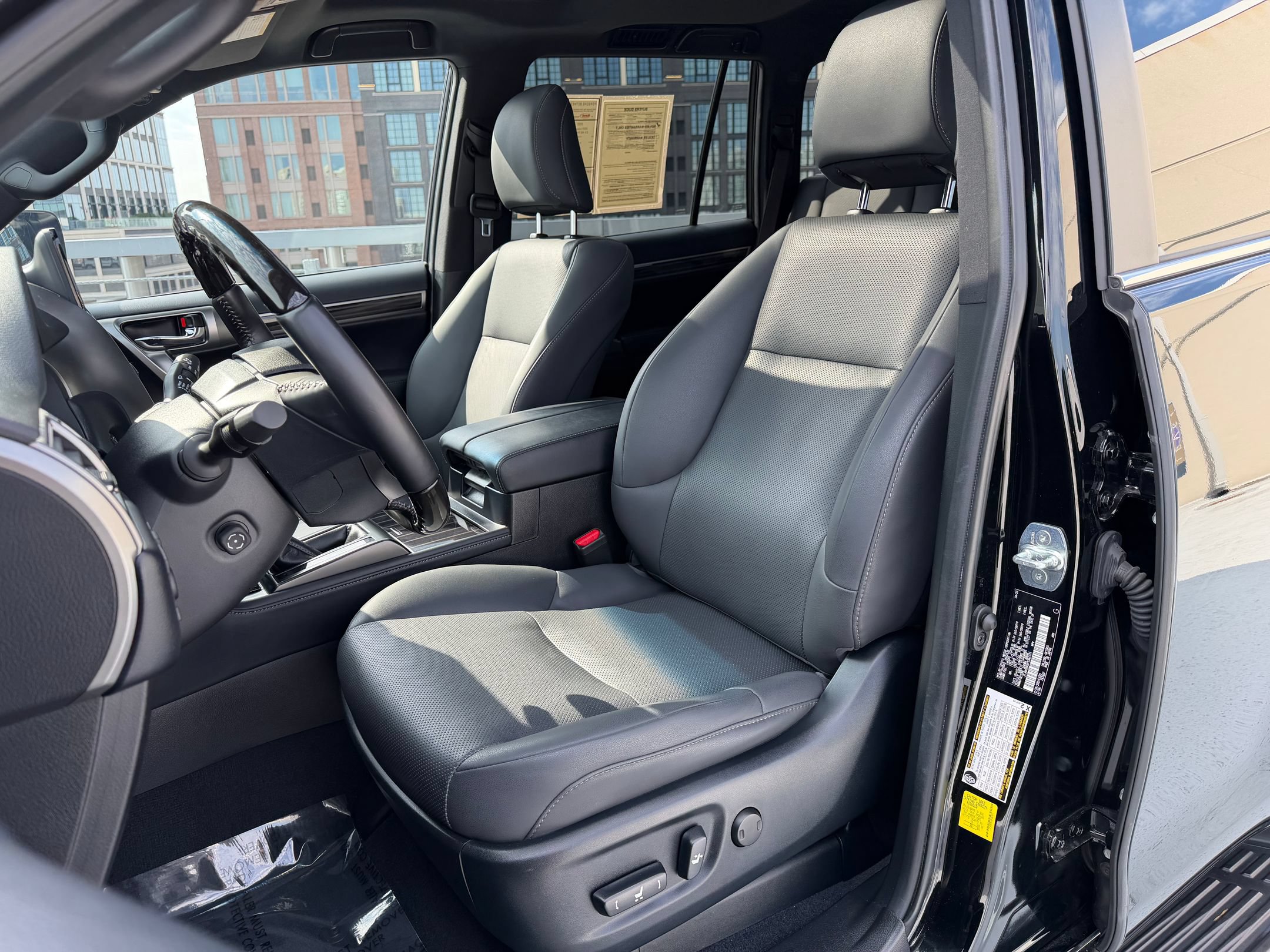 Used 2023 Lexus GX 460 Premium AWD/4WD image 5