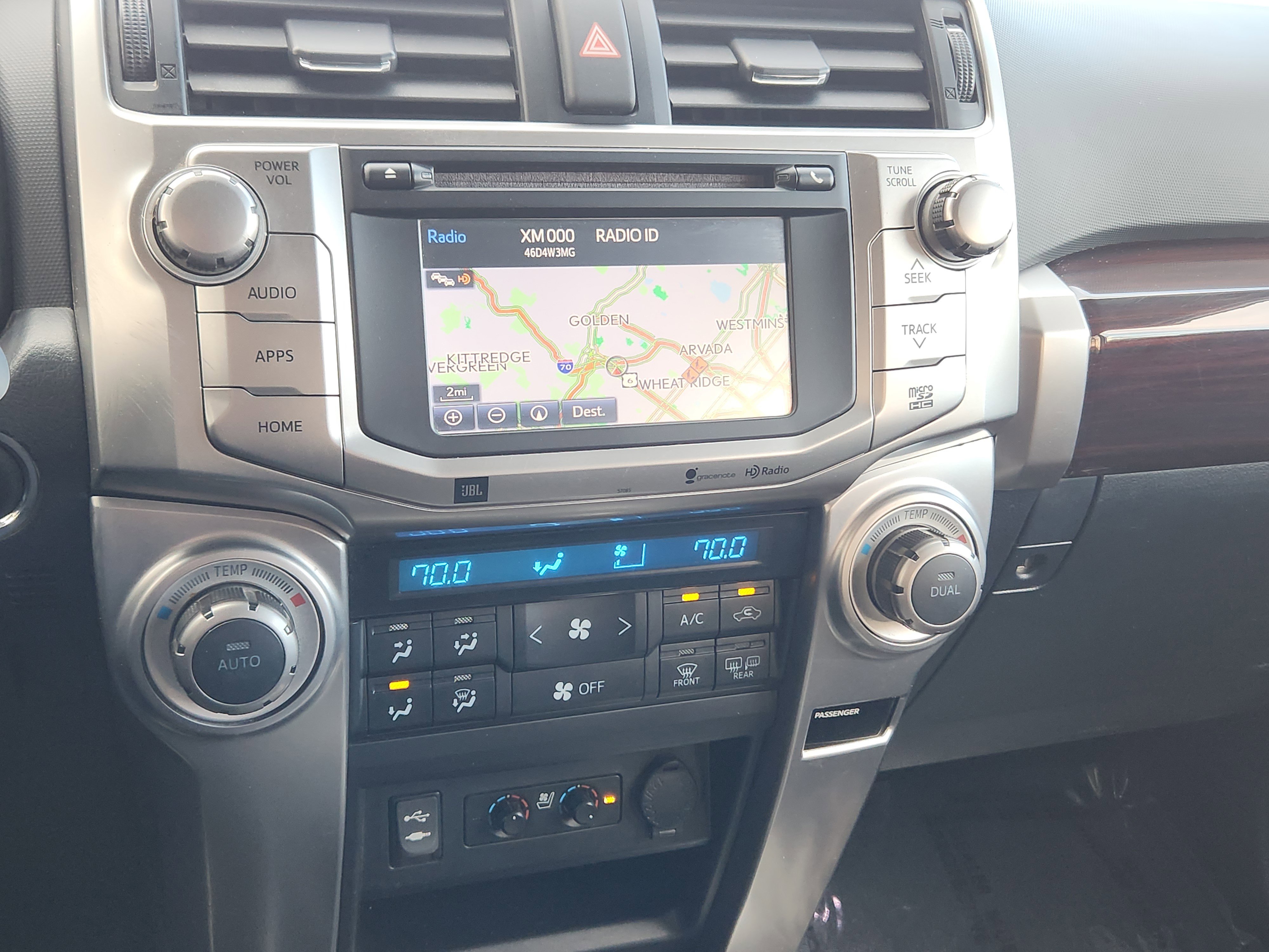 Used 2015 Toyota 4Runner Limited image 10