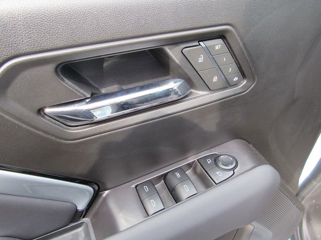 Used 2025 Chevrolet Colorado Z71 w/ Technology Package image 11