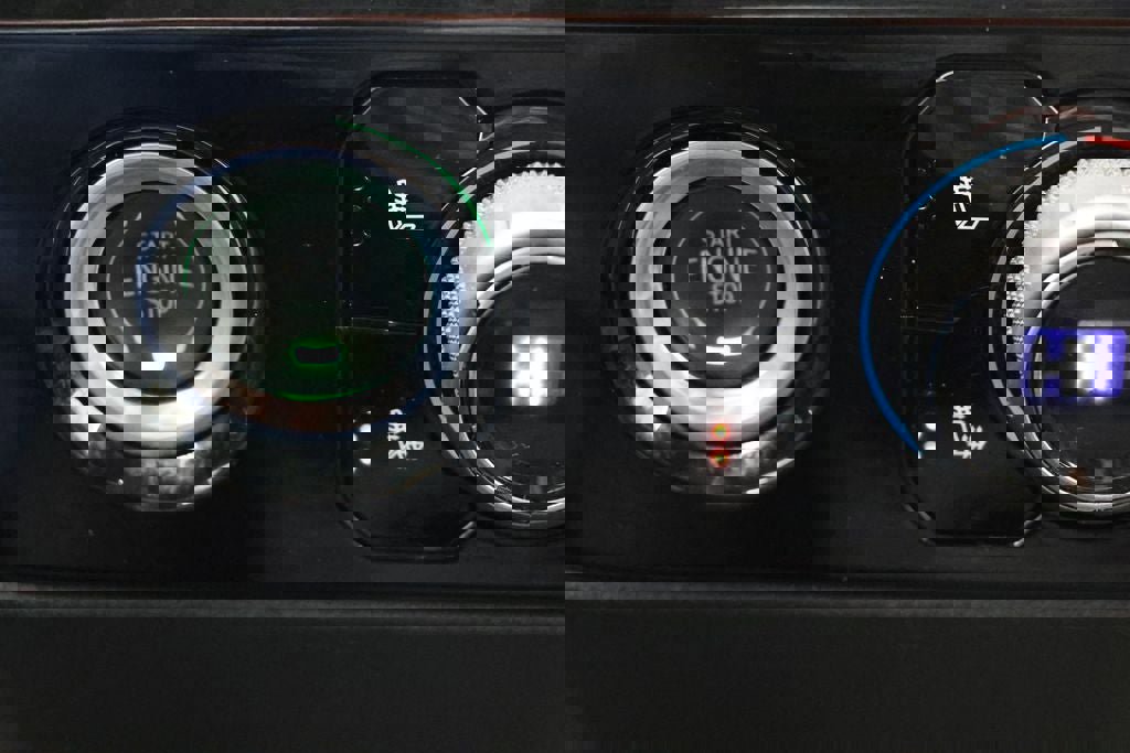 Used 2023 Chevrolet Silverado 1500 LT image 27