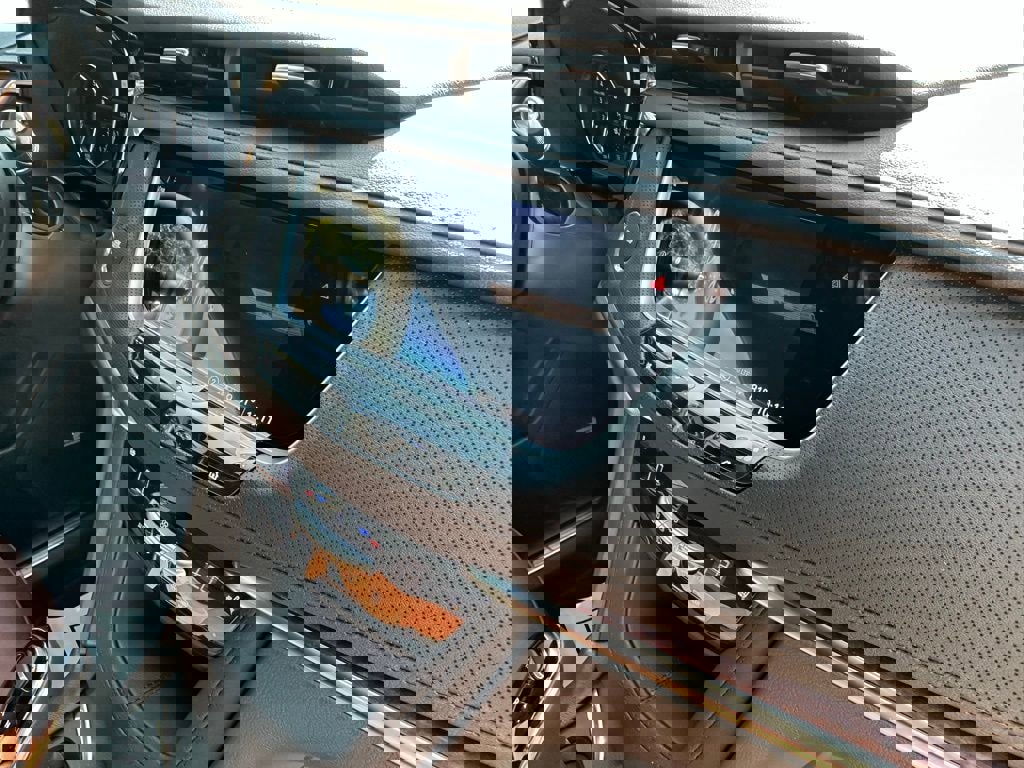 New 2025 Cadillac XT5 Sportv image 13