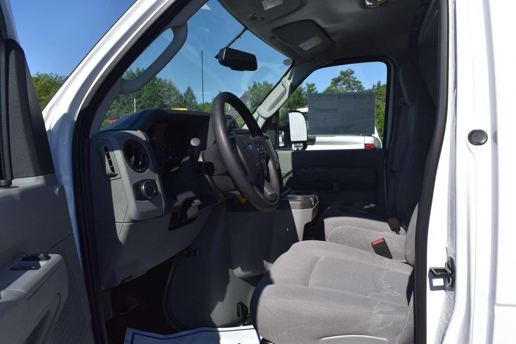 New 2025 Ford E-350 and Econoline 350 Super Duty w/ Power Equipment Group RWD image 11