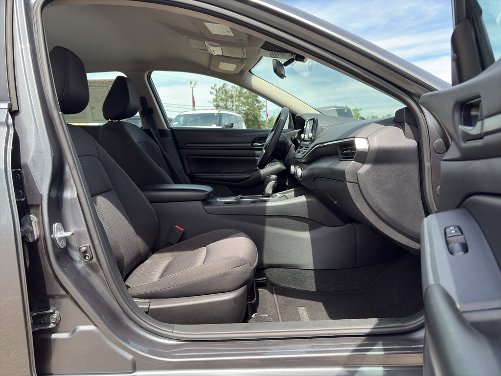 Used 2023 Nissan Altima 2.5 S FWD image 15