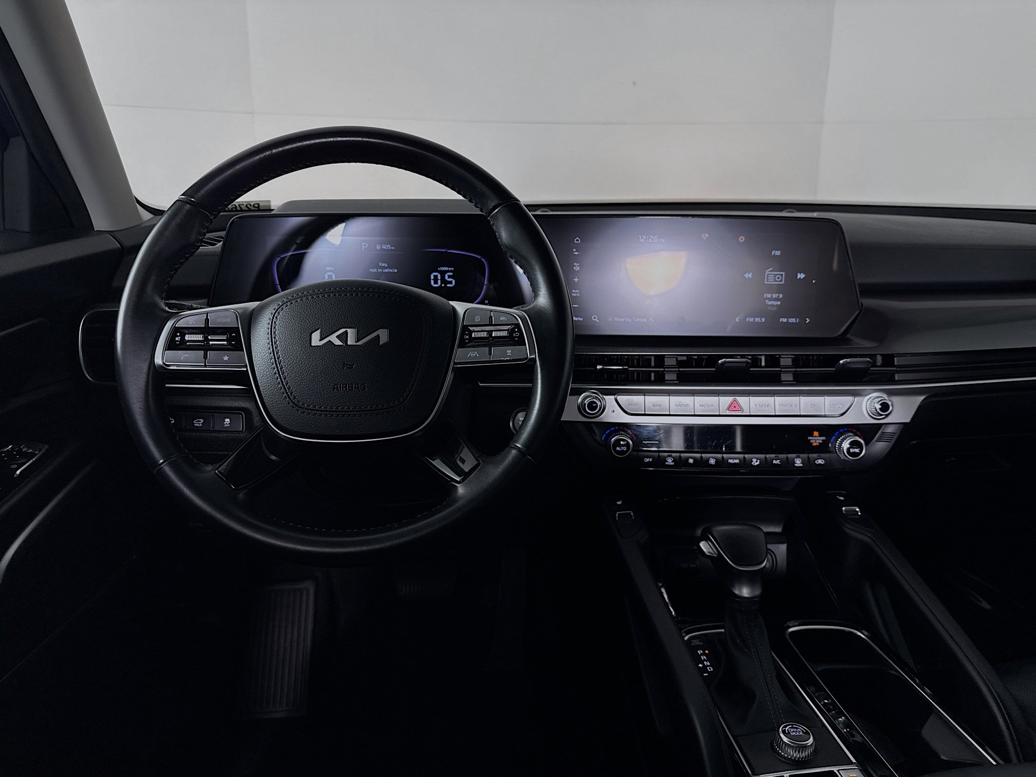 Used 2025 Kia Telluride S image 28