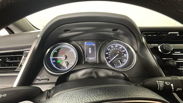 Used 2020 Toyota Camry LE FWD image 17