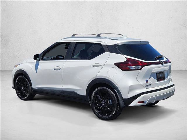 Used 2022 Nissan Kicks SV FWD image 8