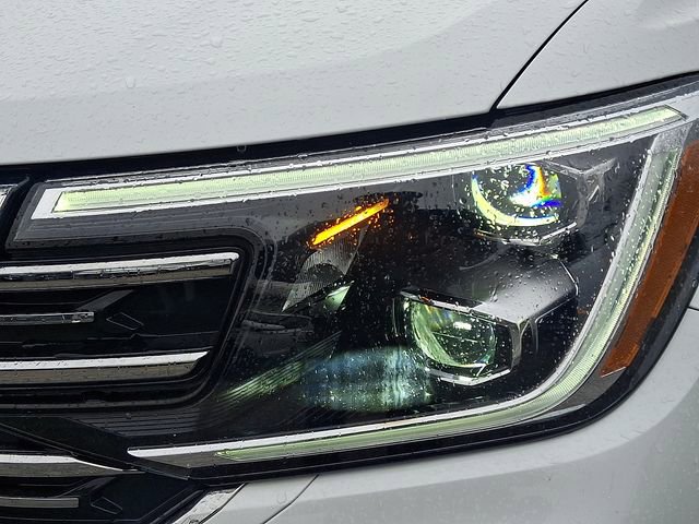 Used 2025 Volkswagen Atlas SEL image 9