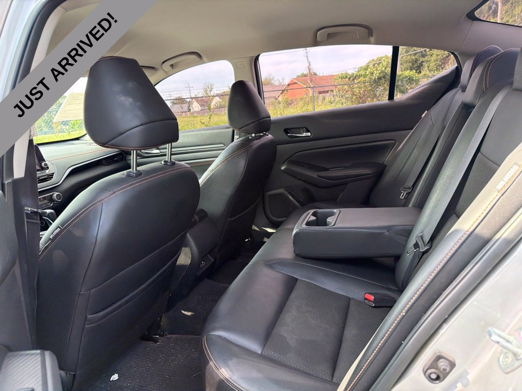 Used 2021 Nissan Altima 2.5 SR FWD image 9