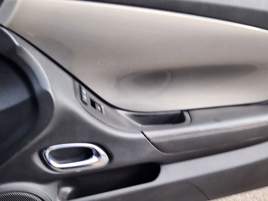 Used 2013 Chevrolet Camaro LT image 12