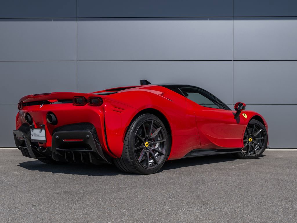 Used 2021 Ferrari SF90 Stradale AWD/4WD image 6