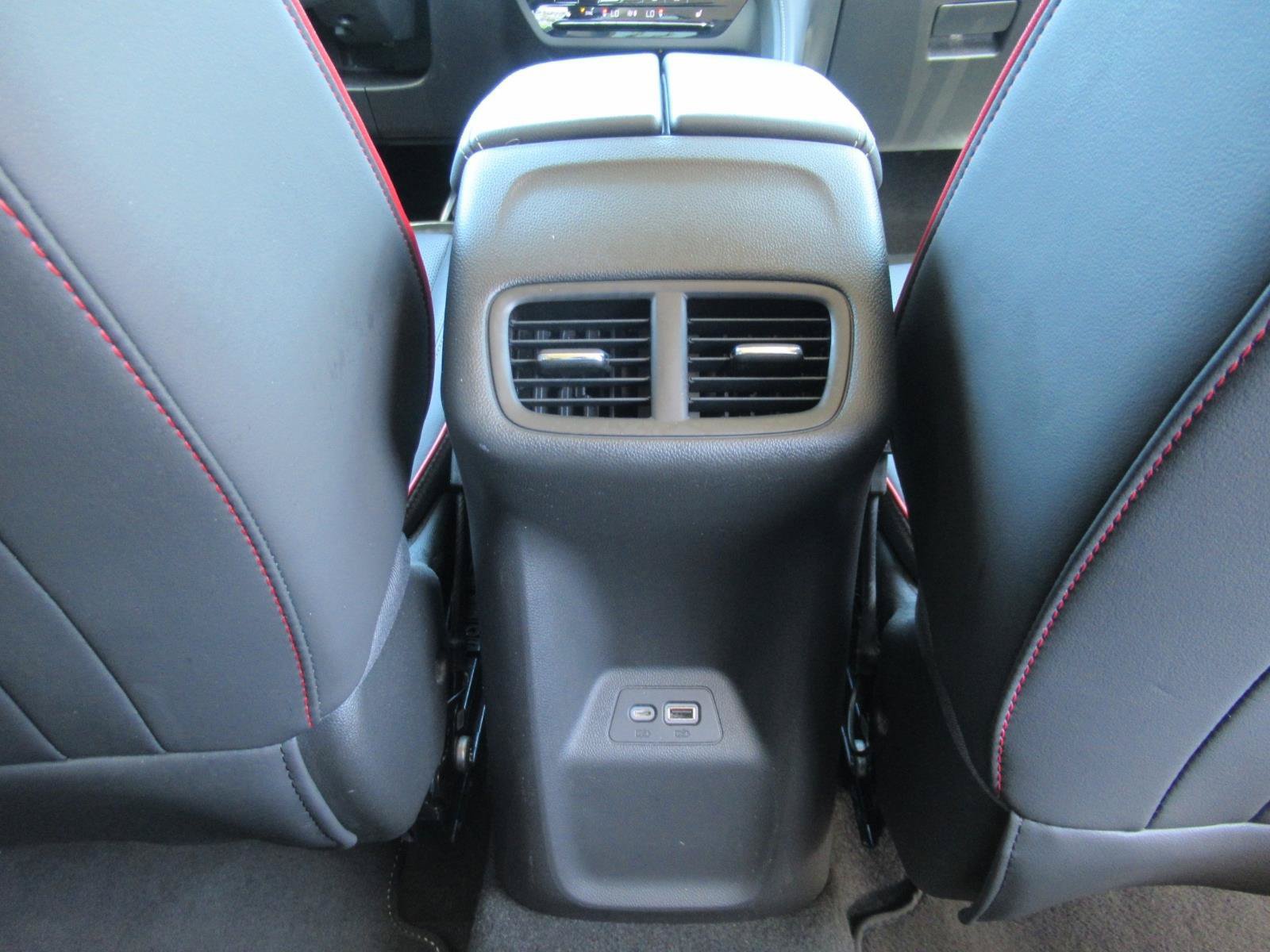 Used 2023 Buick Envision Essence w/ Sport Touring Package AWD/4WD image 37