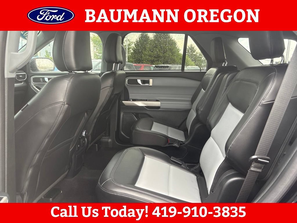 Used 2023 Ford Explorer XLT w/ Equipment Group 202A AWD/4WD image 15