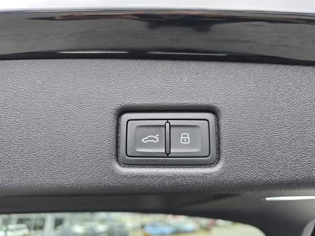 Used 2025 Audi Q5 Premium Plus AWD/4WD image 15