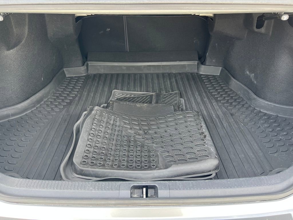 Used 2020 Toyota Camry XSE w/ Carpet Mat Package image 13