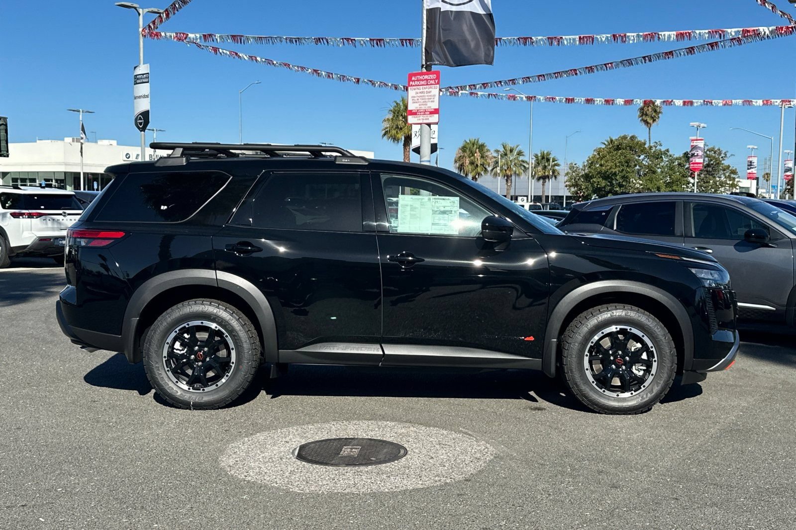 New 2026 Nissan Pathfinder Rock Creek AWD/4WD image 3