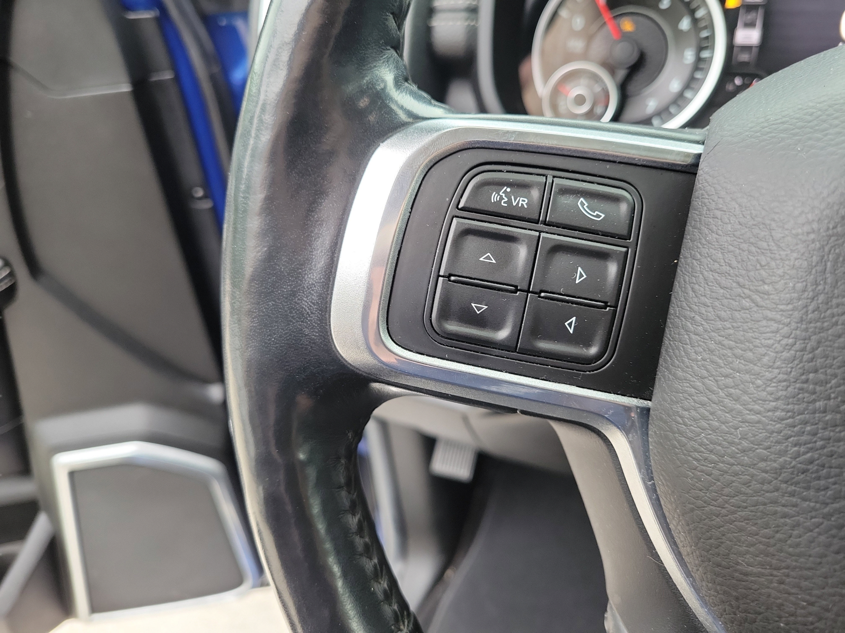 Certified 2019 RAM 2500 Laramie RWD image 26