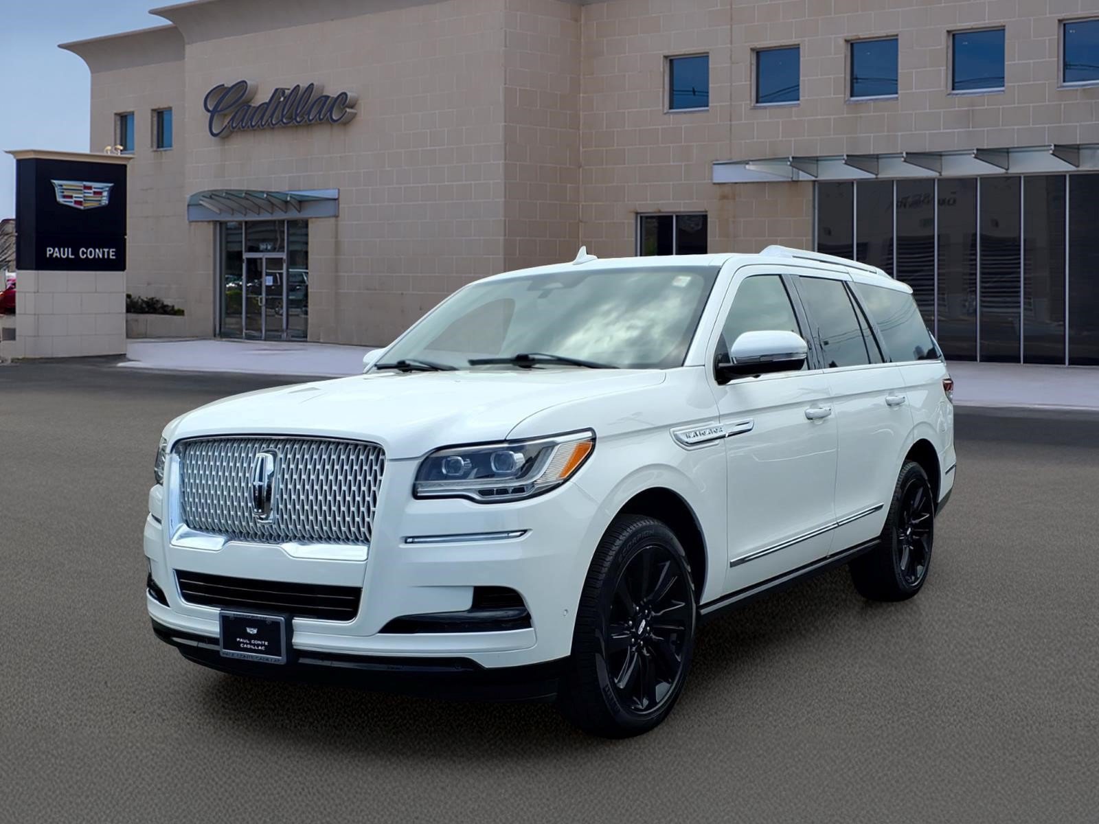 Used 2022 Lincoln Navigator Reserve AWD/4WD video 1