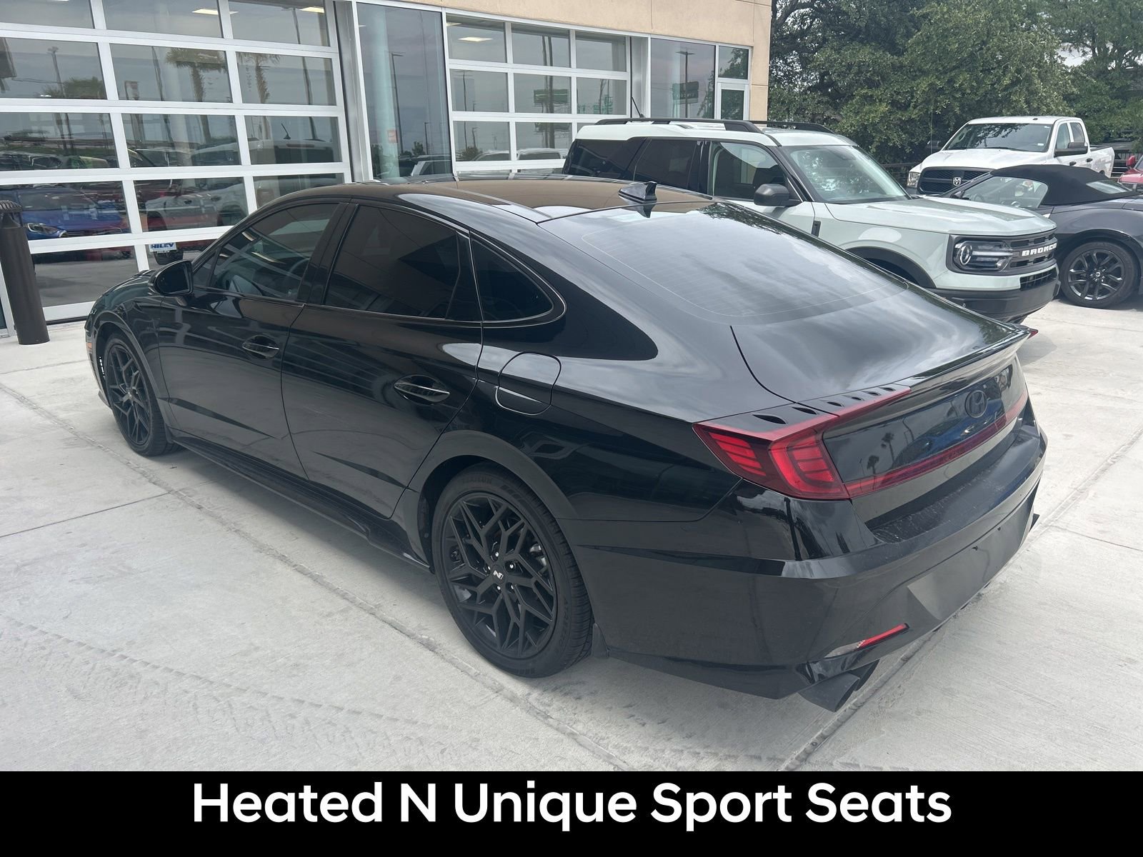 Used 2022 Hyundai Sonata N Line w/ Preferred Accessory Package FWD image 9