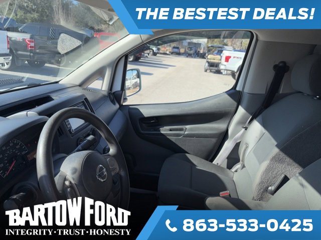 Used 2015 Nissan NV200 SV w/ Technology Package image 9