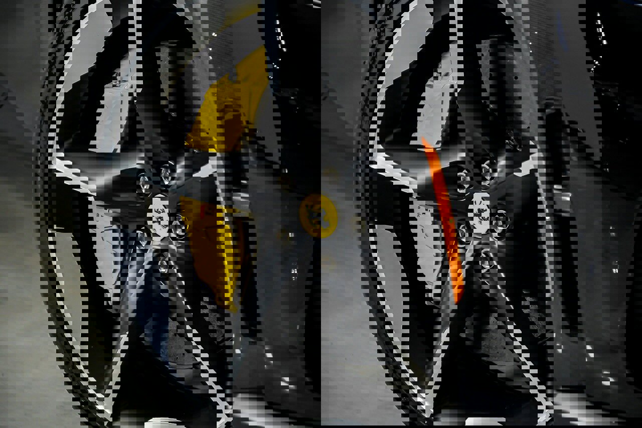 Used 2025 Ferrari Purosangue image 4