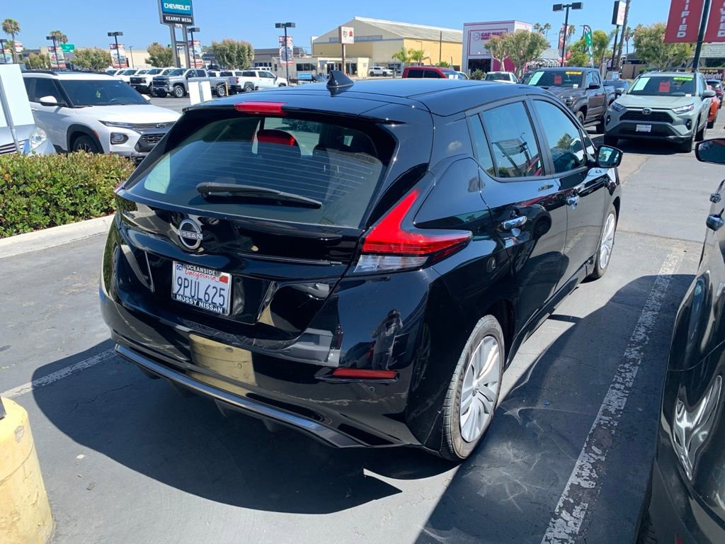 Used 2024 Nissan Leaf S FWD image 6