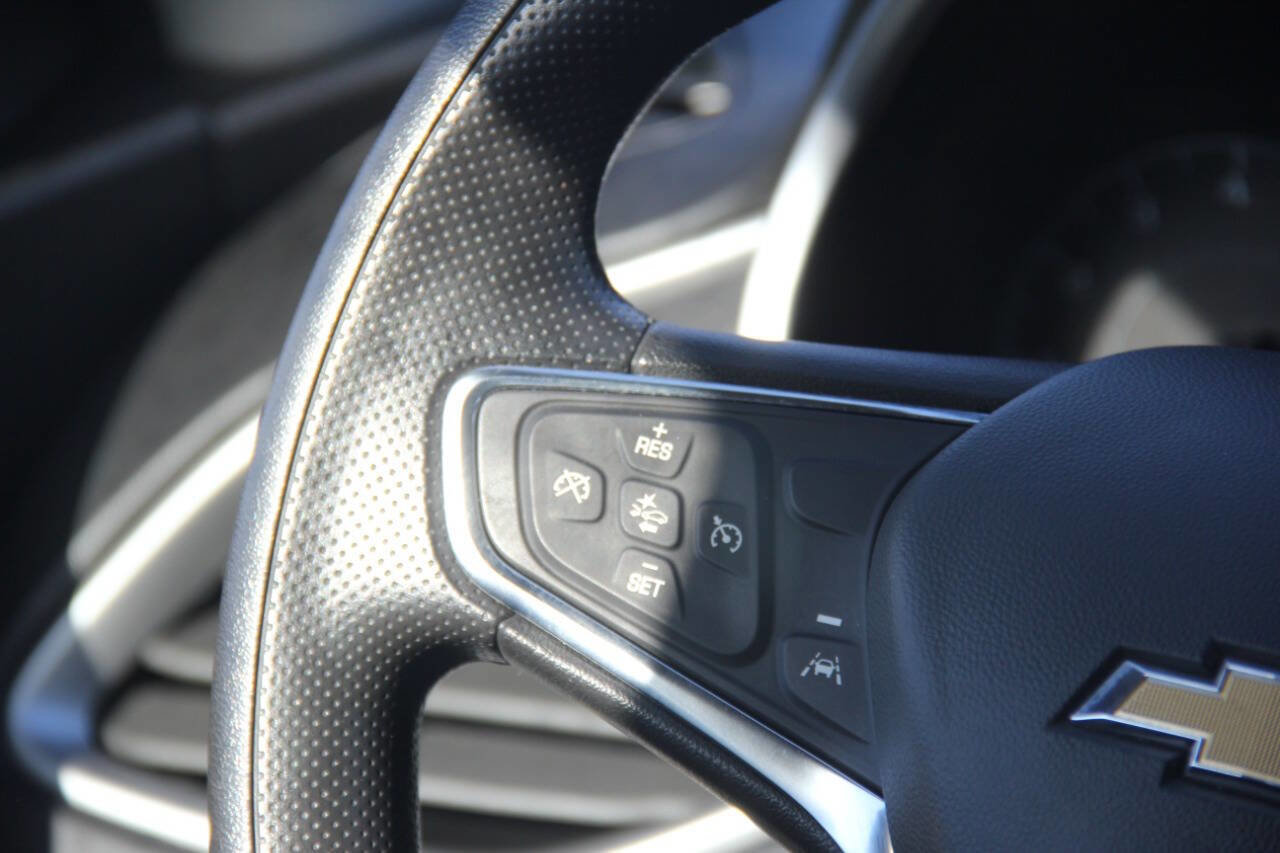 Used 2024 Chevrolet Malibu LT image 15