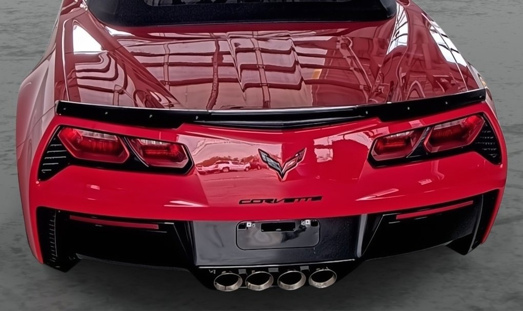 Used 2019 Chevrolet Corvette Grand Sport w/ Carbon Flash Badge Package image 12