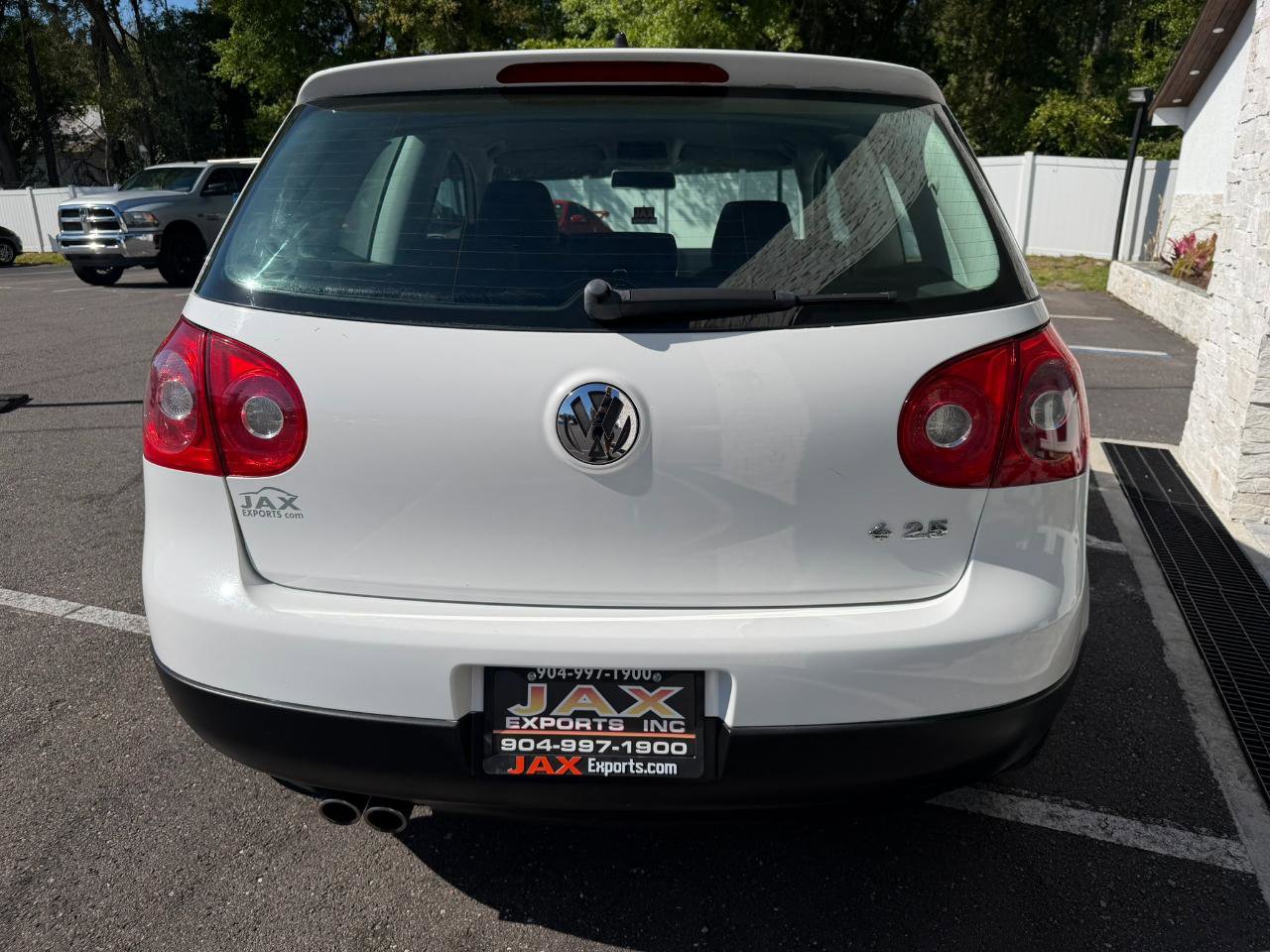 Used 2009 Volkswagen Rabbit S image 12