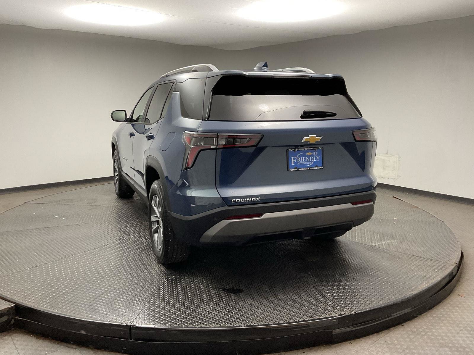 Certified 2025 Chevrolet Equinox LT w/ LPO, Floor Liner Package FWD image 5