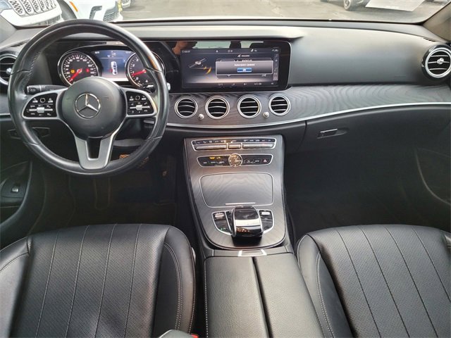 Used 2019 Mercedes-Benz E 300 image 6