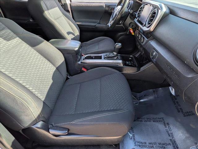 Used 2021 Toyota Tacoma SR5 w/ Trail Edition image 19