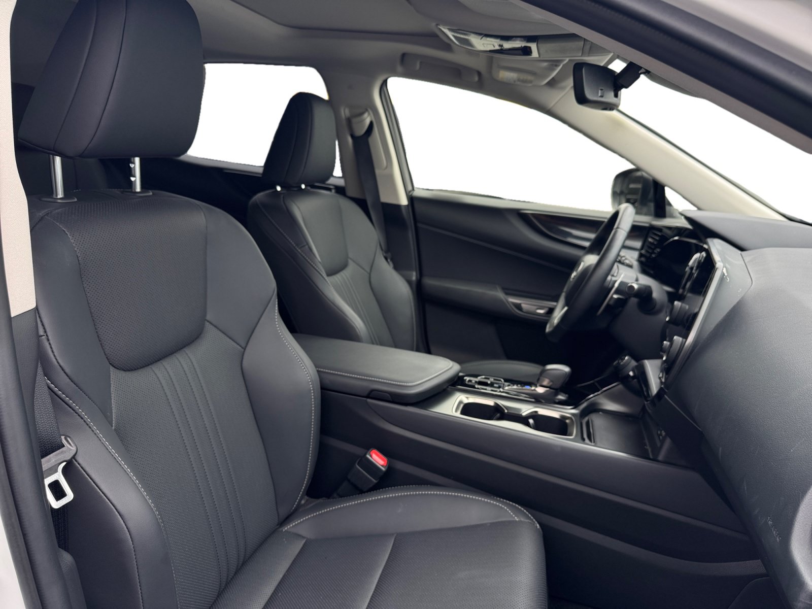 Used 2025 Lexus NX 250 FWD w/ Accessory Package (Z1) image 15
