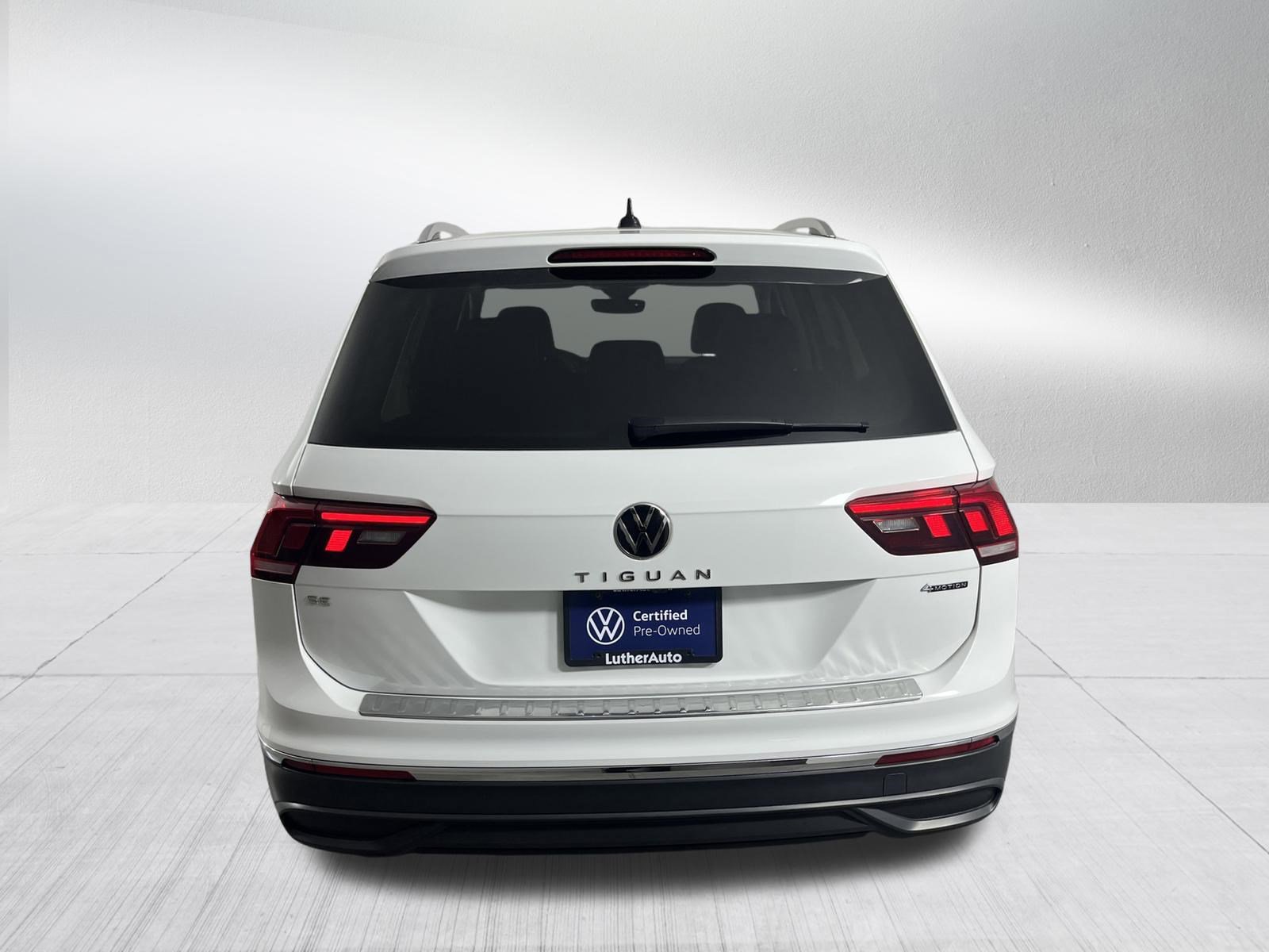 Certified 2022 Volkswagen Tiguan SE AWD/4WD image 6