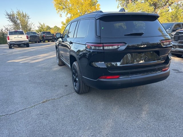 New 2025 Jeep Grand Cherokee L Altitude image 8