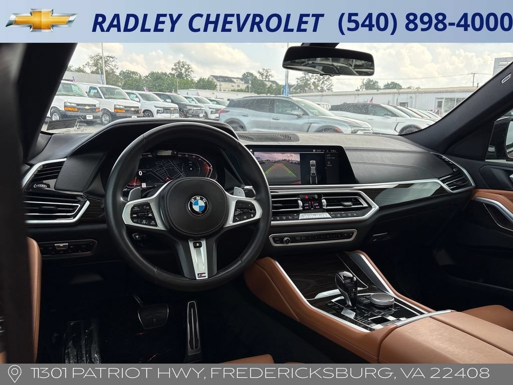 Used 2021 BMW X6 xDrive40i w/ M Sport Package AWD/4WD image 14
