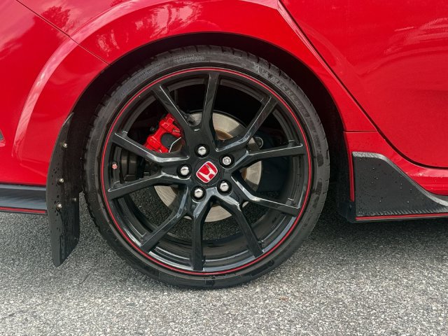 Used 2020 Honda Civic Type R image 11