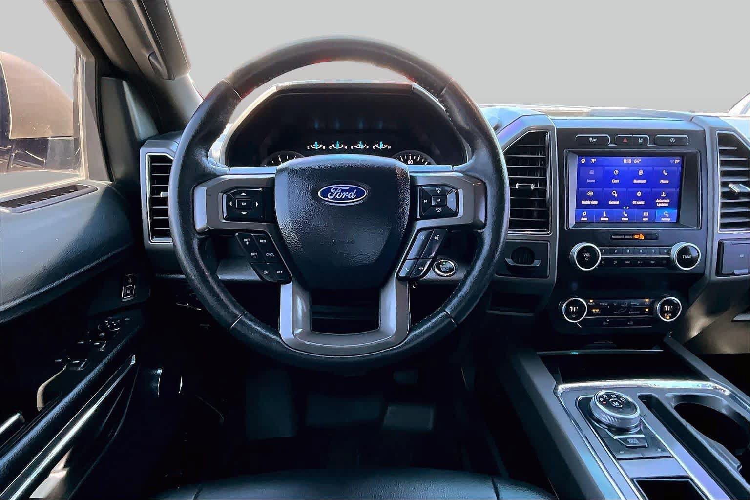 Used 2020 Ford Expedition XLT w/ Equipment Group 201A RWD image 6