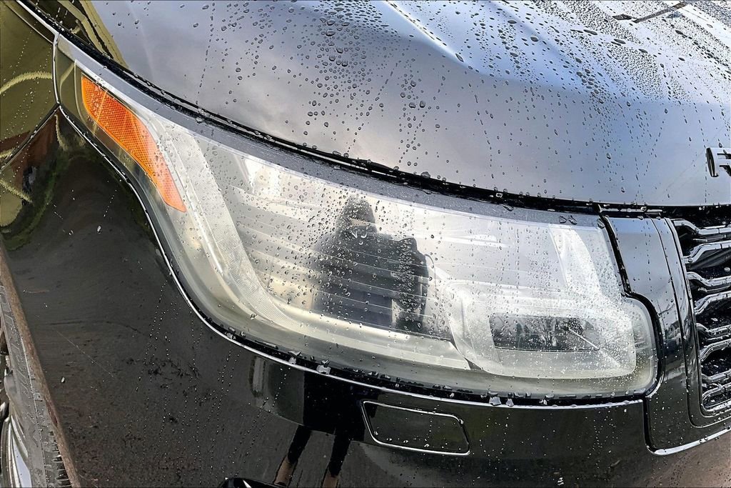 Used 2019 Land Rover Range Rover Long Wheelbase Supercharged image 28