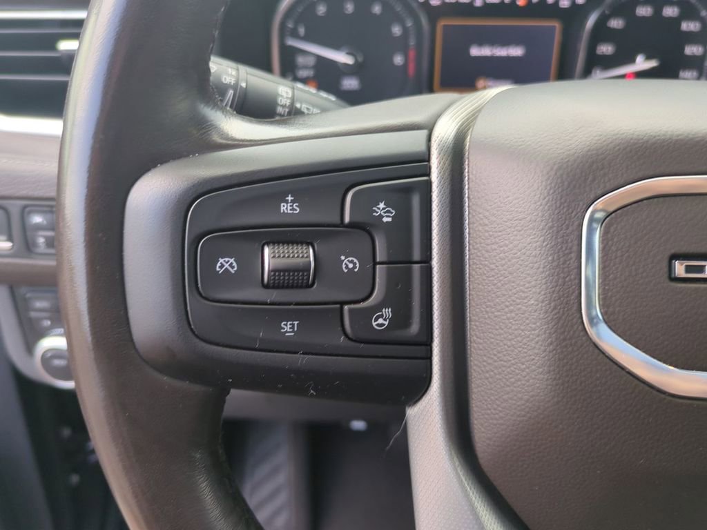 Used 2021 GMC Yukon Denali w/ Denali Premium Package image 28