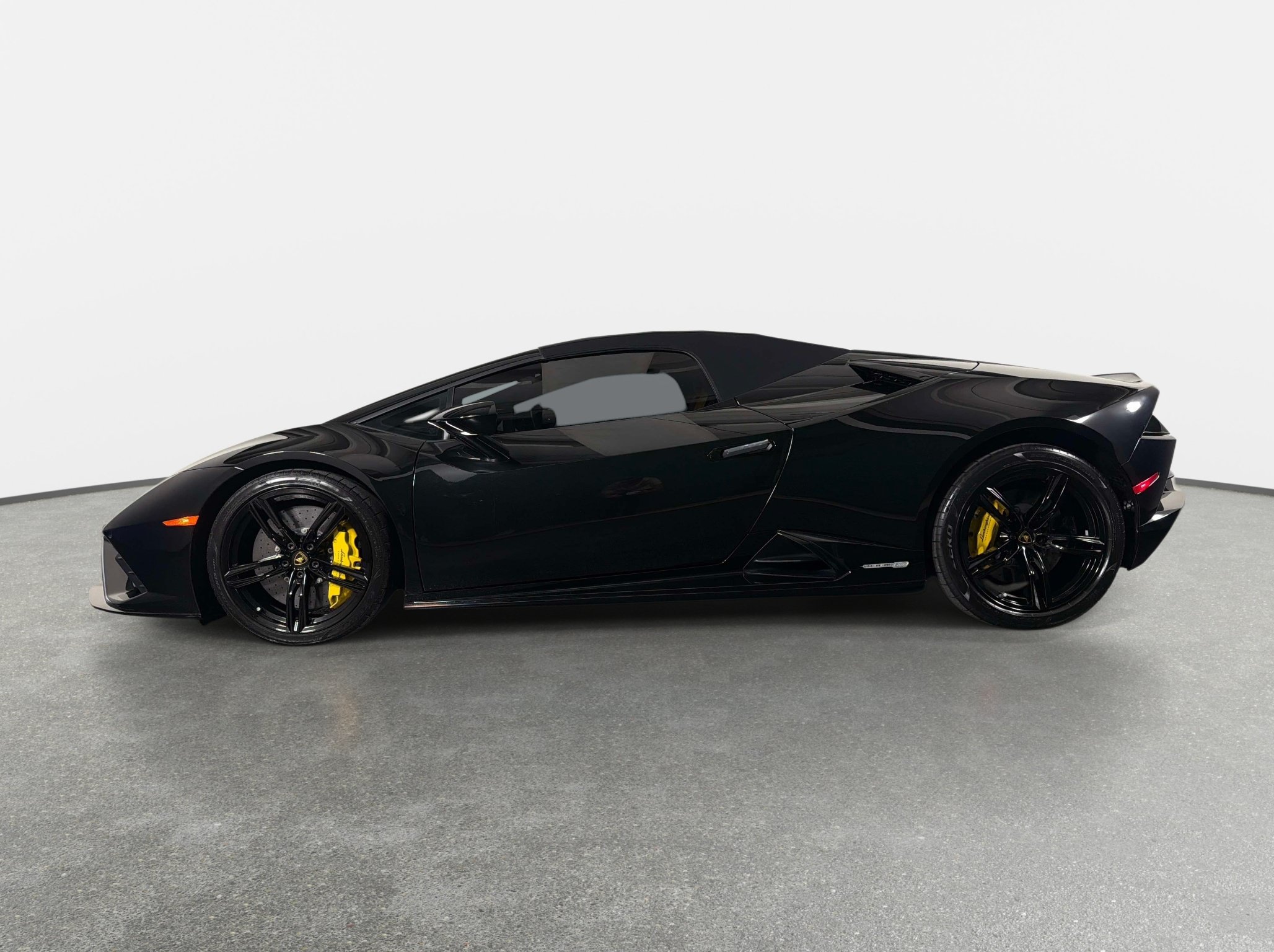 Used 2023 Lamborghini Huracan EVO RWD image 13