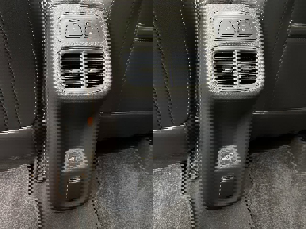 Used 2023 Buick Envision Avenir image 13