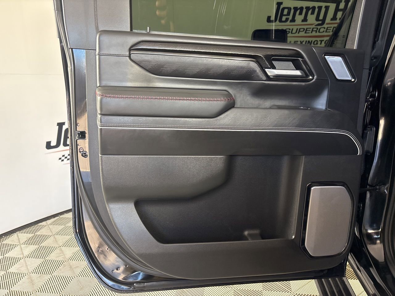 Used 2026 GMC Sierra 2500 AT4X AWD/4WD image 22