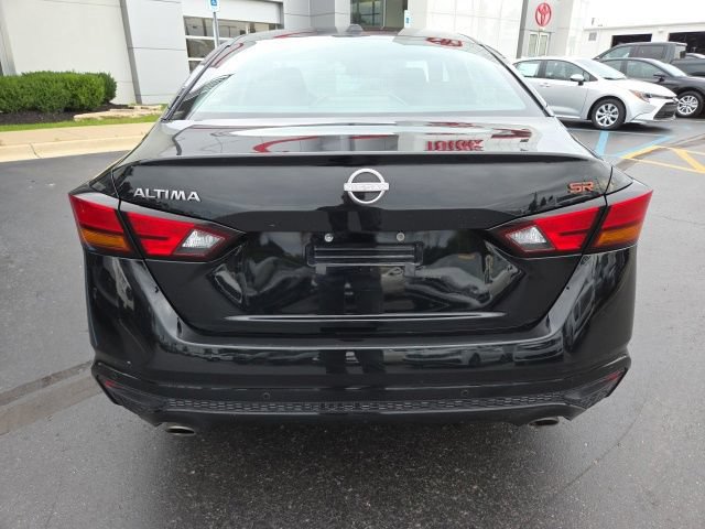 Used 2024 Nissan Altima 2.5 SR FWD image 6
