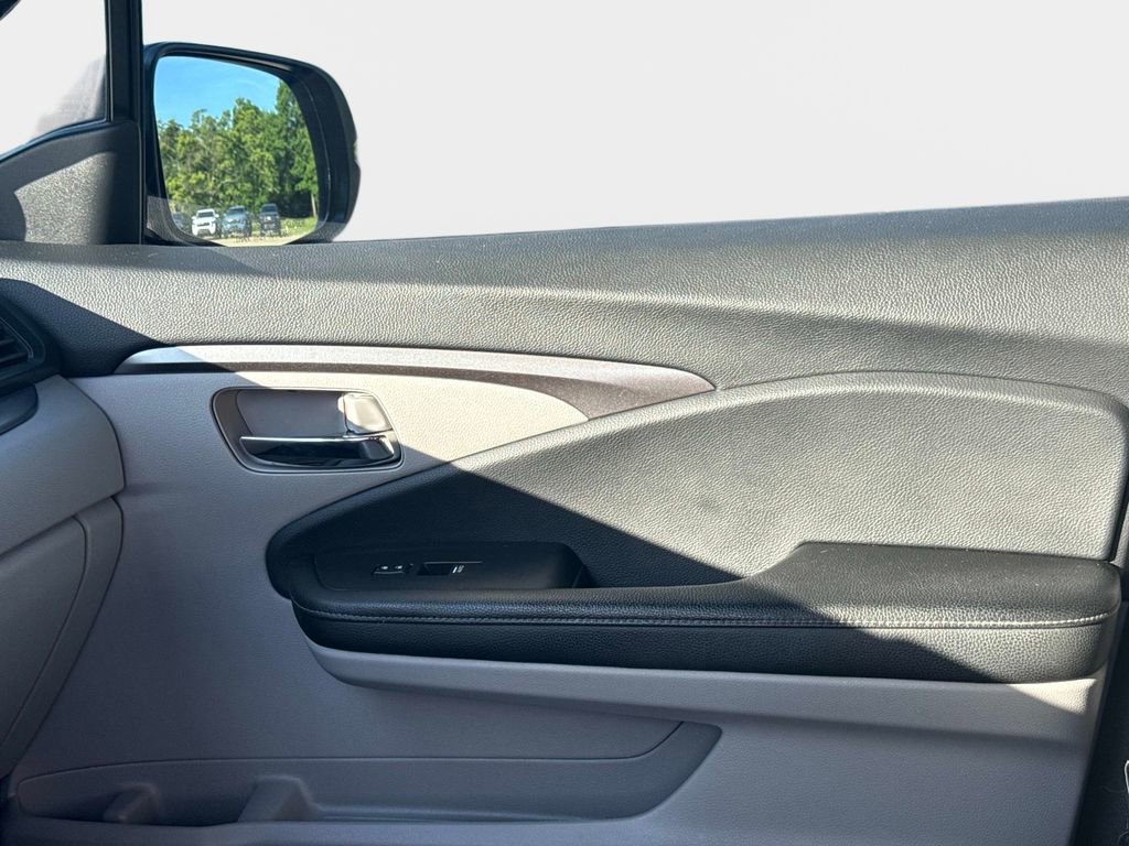 Used 2019 Honda Ridgeline RTL image 19