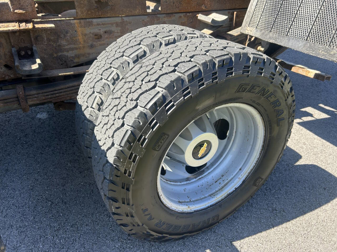 Used 2014 Chevrolet Silverado 3500 W/T w/ Snow Plow Prep Package image 42